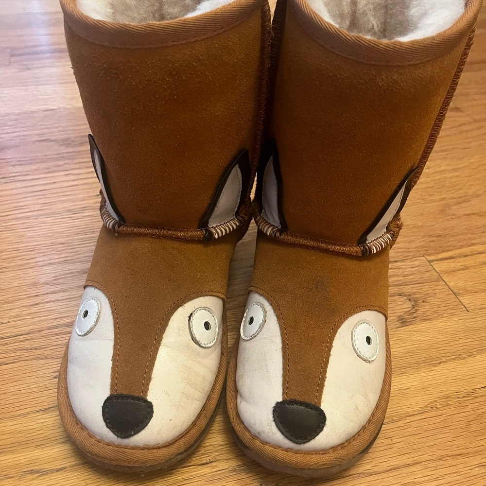 EMU kids reindeer boots size 13